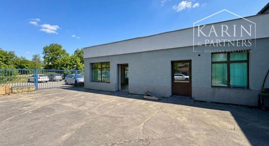 UNIVERZÁLNY PRIESTOR 80 m², STANIČNÁ UL. - HOLÍČ