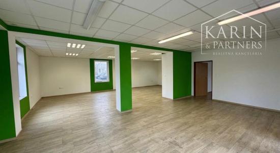 UNIVERZÁLNY PRIESTOR 80 m², STANIČNÁ UL. - HOLÍČ