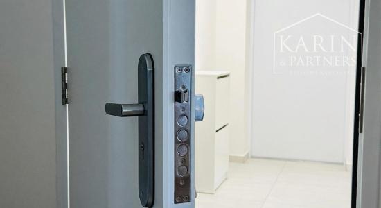 MODERNÝ BYT S KLIMATIZÁCIOU, BALKÓNOM A PARKOVANÍM