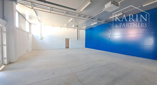 Prenájom kancelársko - obchodné priestory 208 m2, Piešťany