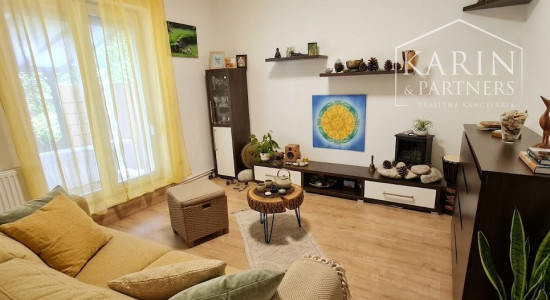 Prenájom: Zariadený 2i byt s terasou, záhradou a garážou – Rajka - Maďarsko