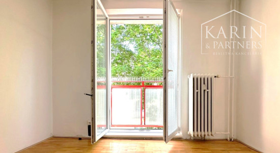 3-izbový byt s dvomi balkónmi v centre Nitry – Párovská ulica