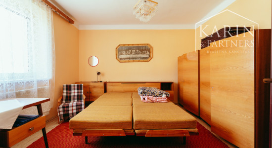 POCTIVÝ 3i TEHLOVÝ DOM V TOP PÔVODNOM STAVE, POZEMOK 1129m²