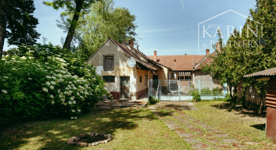 POCTIVÝ 3i TEHLOVÝ DOM V TOP PÔVODNOM STAVE, POZEMOK 1129m²