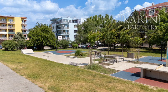 Priestranný 3i byt s balkónom a loggiou v Šamoríne