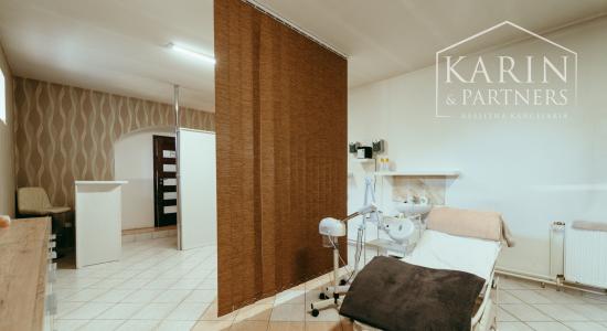 Zabehnutý komerčný priestor k podnikaniu (Salón)