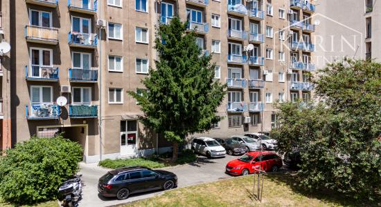 KOMPLETNE ZARIADENÝ 2I BYT S BALKÓNOM A PARKOVACÍM MIESTOM