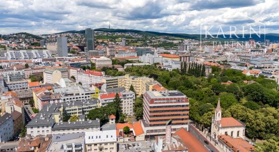 KOMPLETNE ZARIADENÝ 2I BYT S BALKÓNOM A PARKOVACÍM MIESTOM