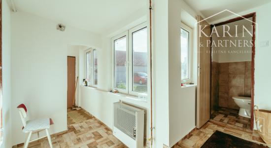 3i rodinný dom po čiastočnej rekonštrukcii v obci Smolinské