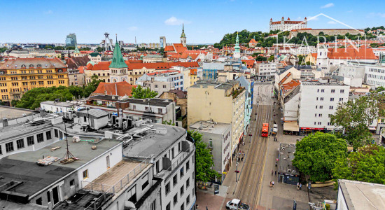 UNIKÁTNY 1I BYT S TERASOU 45,5 m² V CENTRE STARÉHO MESTA
