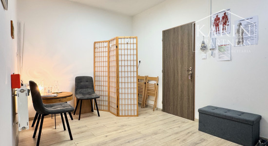 Zrekonštruovaný priestor s umývadlom v centre mesta, Holíč - Nám. mieru