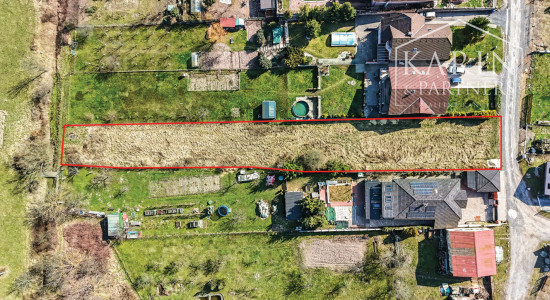 Stavebný pozemok s rozlohou 1758 m² v obci Lošonec.