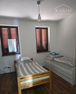 PRENÁJOM – 7 izbový rodinný dom v tichom prostredí s výhľadom na Rakúsko – Dlhé diely II – Bratislava IV