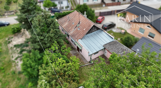 2i tehlový dom s vínnou pivnicou a pozemkom 1250 m²