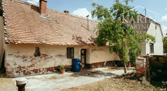 Rodinný dom v pôvodnom stave v meste Šaštín-Stráže