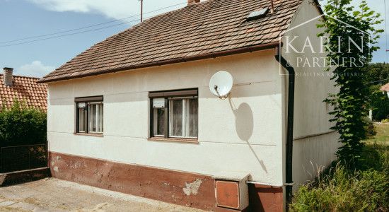 Rodinný dom v pôvodnom stave v meste Šaštín-Stráže