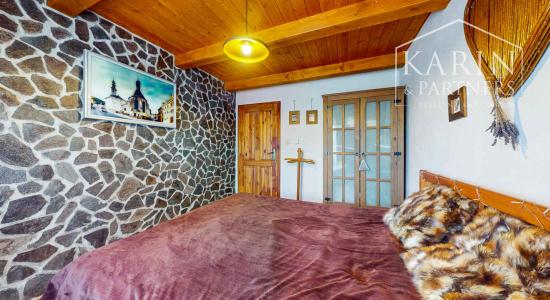 Prémiová novostavba rodinného domu s panoramatickým výhľadom (obec Uhliská) – Ideálna investícia a únik do prírody