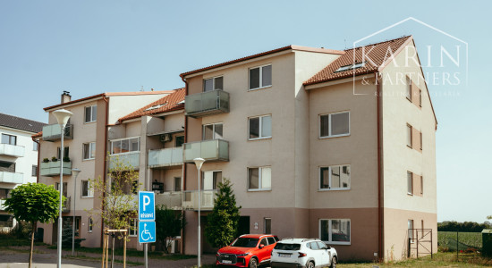 MODERNÝ PODKROVNÝ 3-IZBOVÝ BYT, SKALICA - LÚČKY