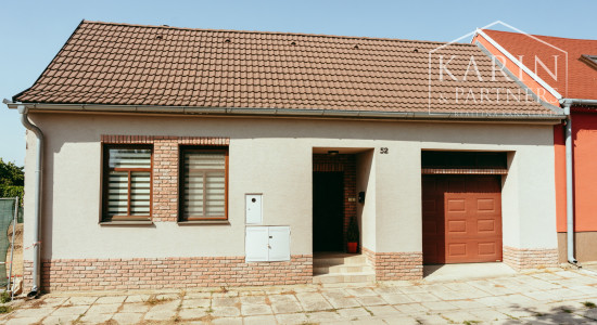 ZREKONŠTRUOVANÝ A ZARIADENÝ 3i RODINNÝ DOM V SKALICI