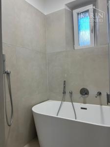 REZERVOVANÉ - Elegantný 2i byt po kompletnej rekonštrukcii v projekte Nová Doba III