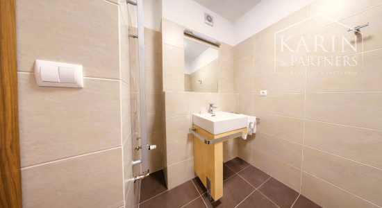 Na predaj atraktívny 2-izb.apartmán pri jazere Štrbské pleso