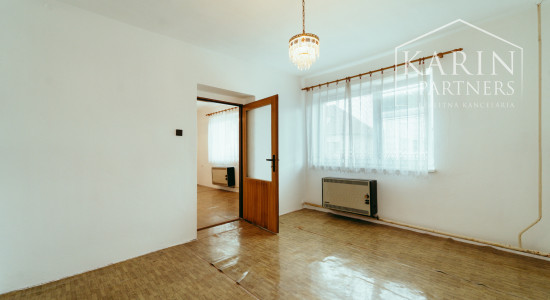 4i rodinný dom neďaleko centra mesta Senica