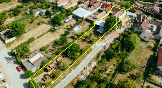 STAVEBNÝ POZEMOK 650 M², SKALICA - KRIVÉ KÚTY
