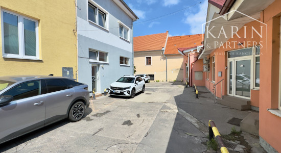 Prízemný prevádzkový priestor na prenájom v srdci mesta Holíč