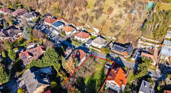 Stavebný pozemok s rozlohou 656 m² v obci Borinka.