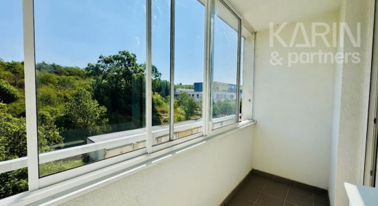 KOMPLETNE ZARIADENÝ 3-IZBOVÝ BYT, HOLÍČ – KOLLÁROVA