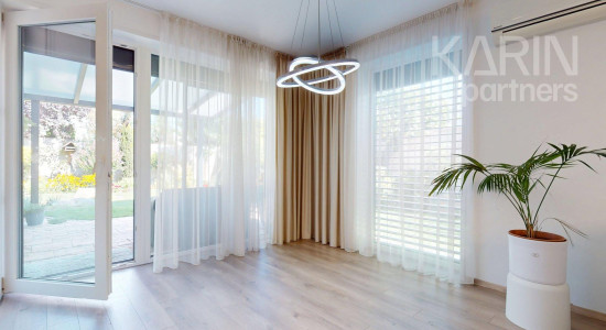 MODERNÝ 4I RODINNÝ DOM S OČARUJÚCOU ZÁHRADOU | ROVINKA RESIDENCE