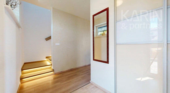 MODERNÝ 4I RODINNÝ DOM S OČARUJÚCOU ZÁHRADOU | ROVINKA RESIDENCE