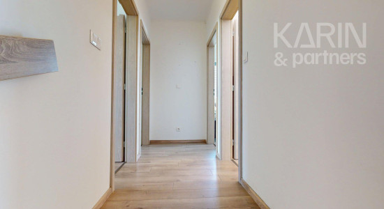 MODERNÝ 4I RODINNÝ DOM S OČARUJÚCOU ZÁHRADOU | ROVINKA RESIDENCE