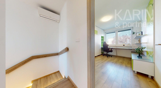 MODERNÝ 4I RODINNÝ DOM S OČARUJÚCOU ZÁHRADOU | ROVINKA RESIDENCE
