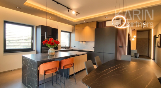 Exkluzívny Penthouse: Architektonický unikát s veľkorysou terasou