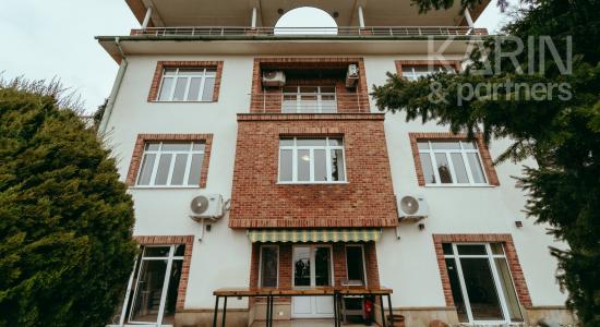 Veľkomtrážna vila pod Slavínom na predaj