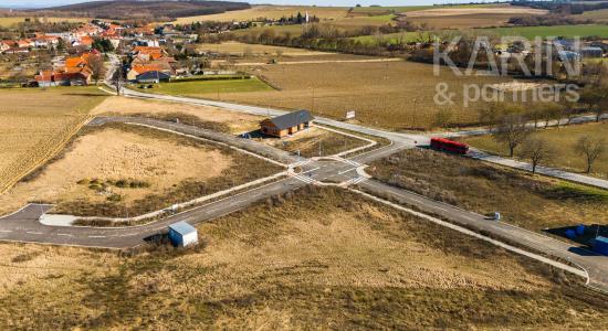 Pozemok 559 m² s projektom – ideálny na výstavbu vášho domu