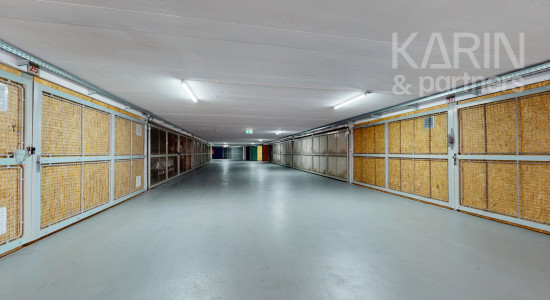 SAMOSTATNÁ GARÁŽ V GARÁŽOVOM DOME | FERDIŠA KOSTKU | KARLOVA VES