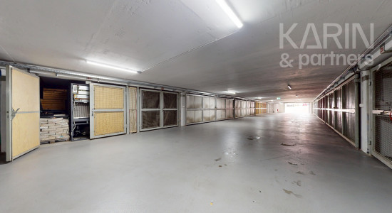 SAMOSTATNÁ GARÁŽ V GARÁŽOVOM DOME | FERDIŠA KOSTKU | KARLOVA VES