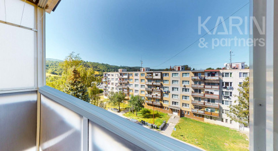 Nadštandardne zrekonštruovaný a plne zariadený 3-izbový byt (pôvodne 2-izbový), Závadka nad Hronom