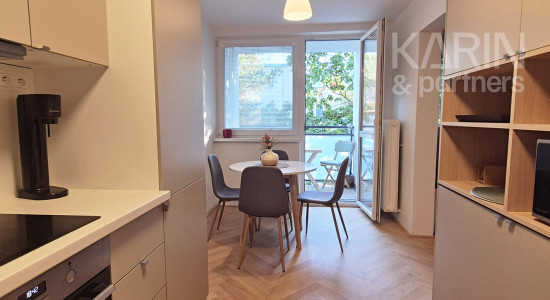 3-izbový zrekonštruovaný byt pri parku,  69 m2, v Modre.