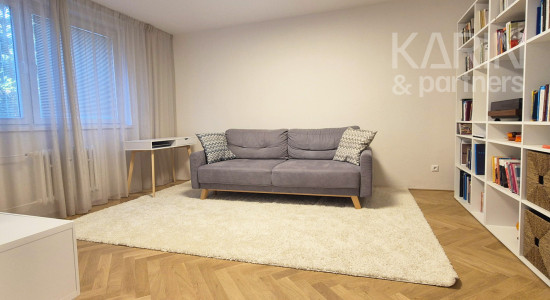 3-izbový zrekonštruovaný byt pri parku,  69 m2, v Modre.