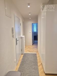 3-izbový zrekonštruovaný byt pri parku,  69 m2, v Modre.