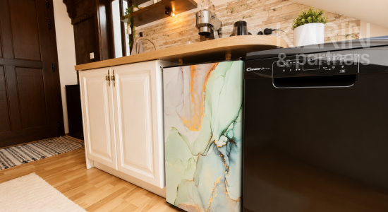 Bývanie s príbehom: Priestranný podkrovný byt v historickom dome Vincentiek