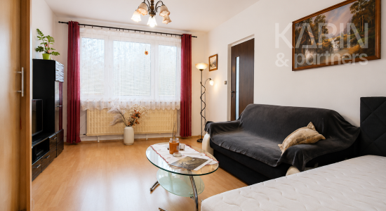 Slnečný a zariadený 1-izbový byt (39 m²) vo Zvolene – ideálny na štart alebo ako investíci