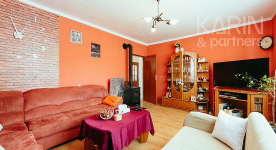 6-IZBOVÝ TEHLOVÝ DOM (NOVÁ STRECHA, KOTOL A SIETE)
