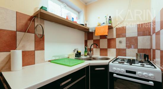 6-IZBOVÝ TEHLOVÝ DOM (NOVÁ STRECHA, KOTOL A SIETE)