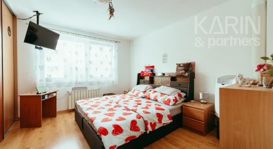 6-IZBOVÝ TEHLOVÝ DOM (NOVÁ STRECHA, KOTOL A SIETE)