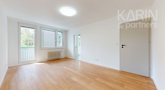 Kompletne zrekonštruovaný 3 izbový byt na predaj - Bratislava - Karlova Ves