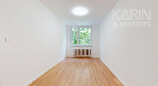 Kompletne zrekonštruovaný 3 izbový byt na predaj - Bratislava - Karlova Ves